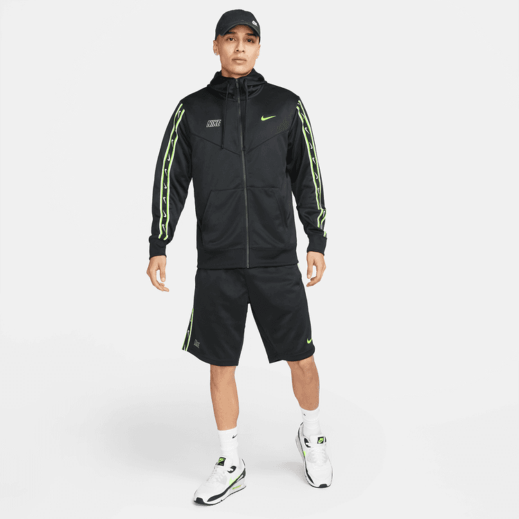 Nike Sportswear Repeat