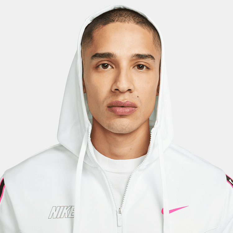 Nike Sportswear Repeat