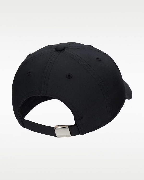 Nike Dri-FIT Club