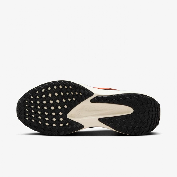 Nike Quest 6