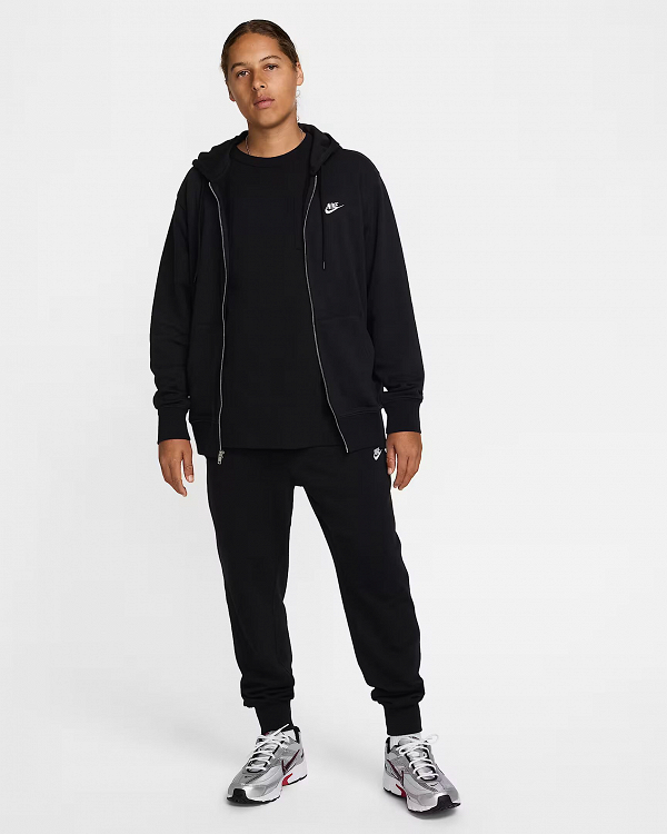 Nike Club