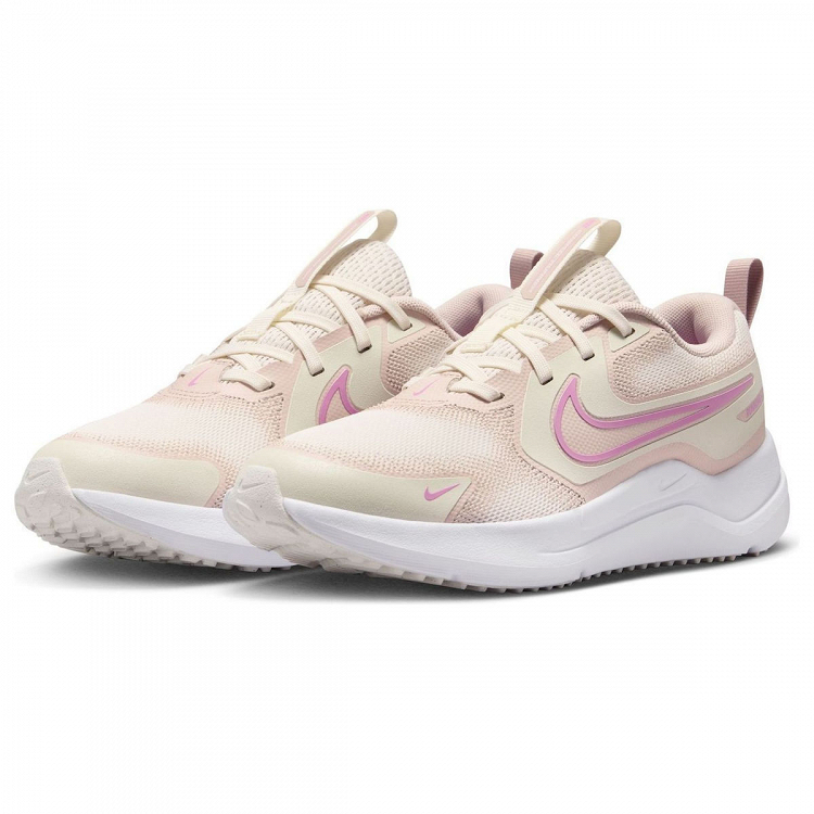 Nike Cosmic Runner