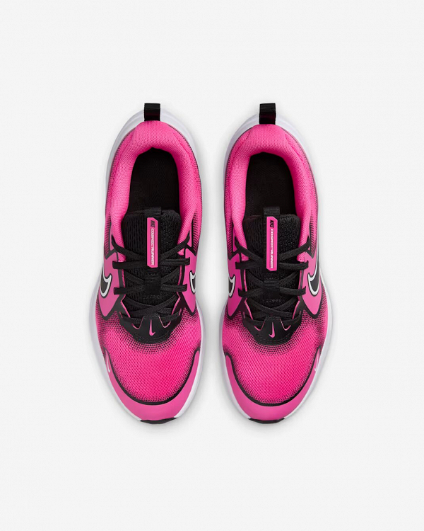 Nike Cosmic Runner