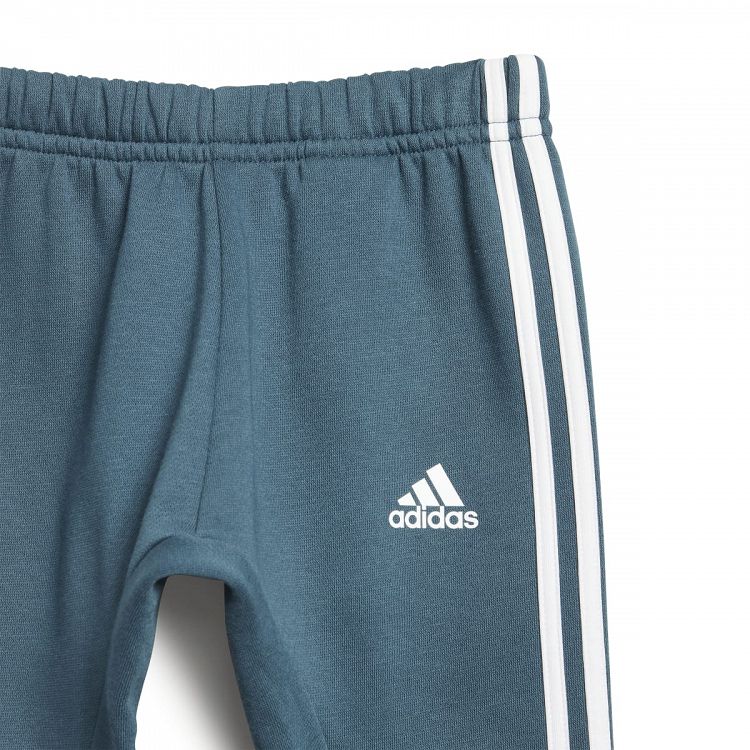 Badge of Sport Jogger Set