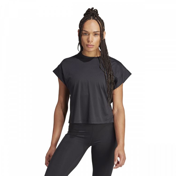 Studio Tee