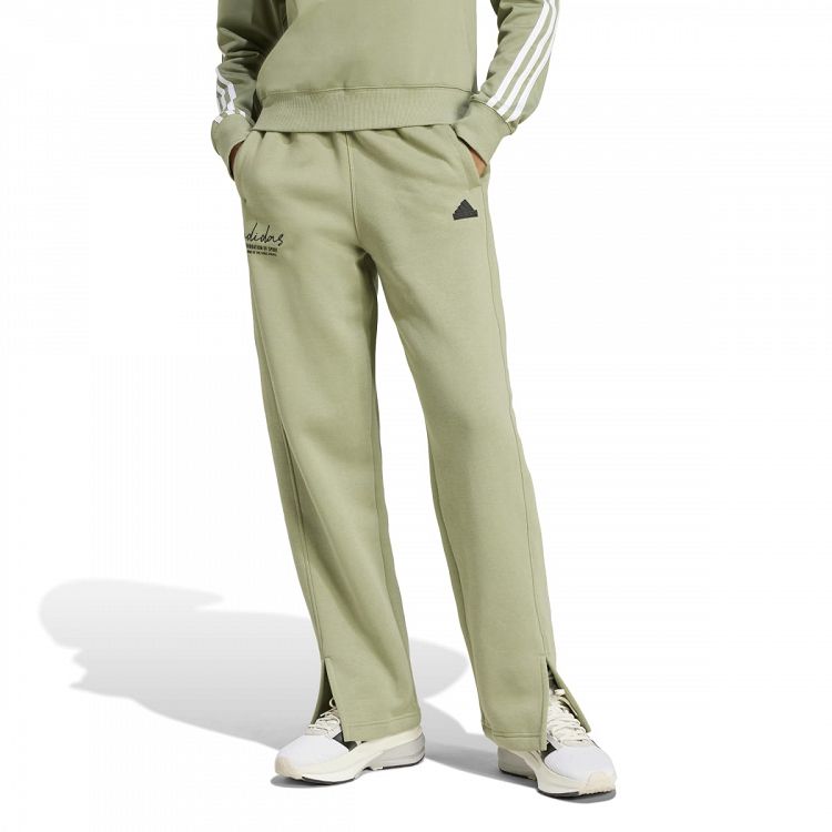SIGNATURE GRAPHIC EMBROIDERY FLEECE STRAIGHT LEG PANT