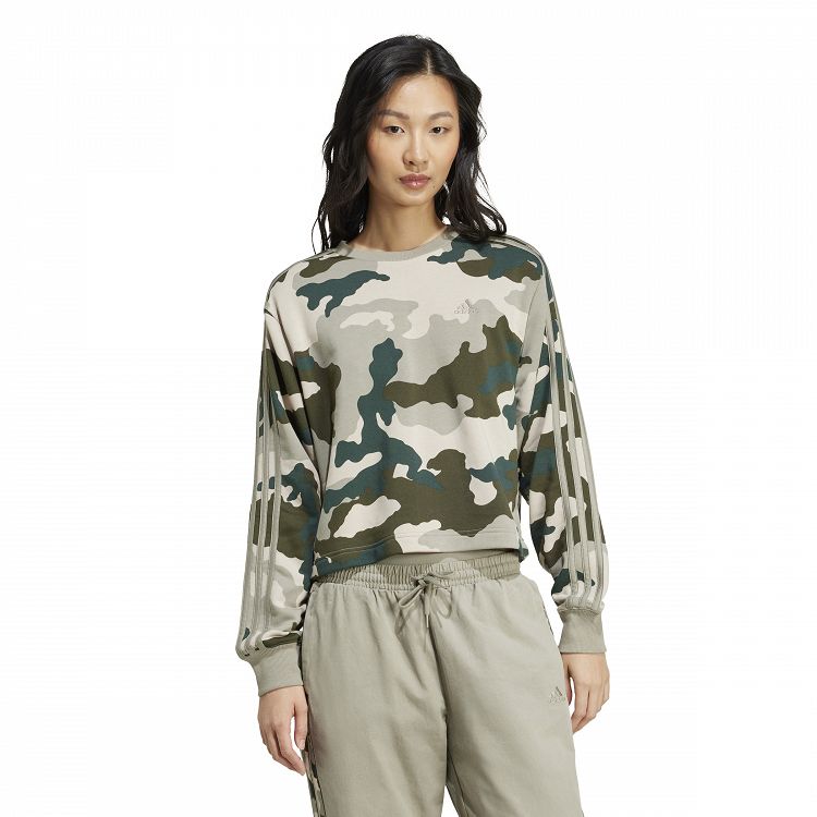 ESSENTIALS 3 STRIPES CAMO PRINT CROPPED SWEATSHIRT