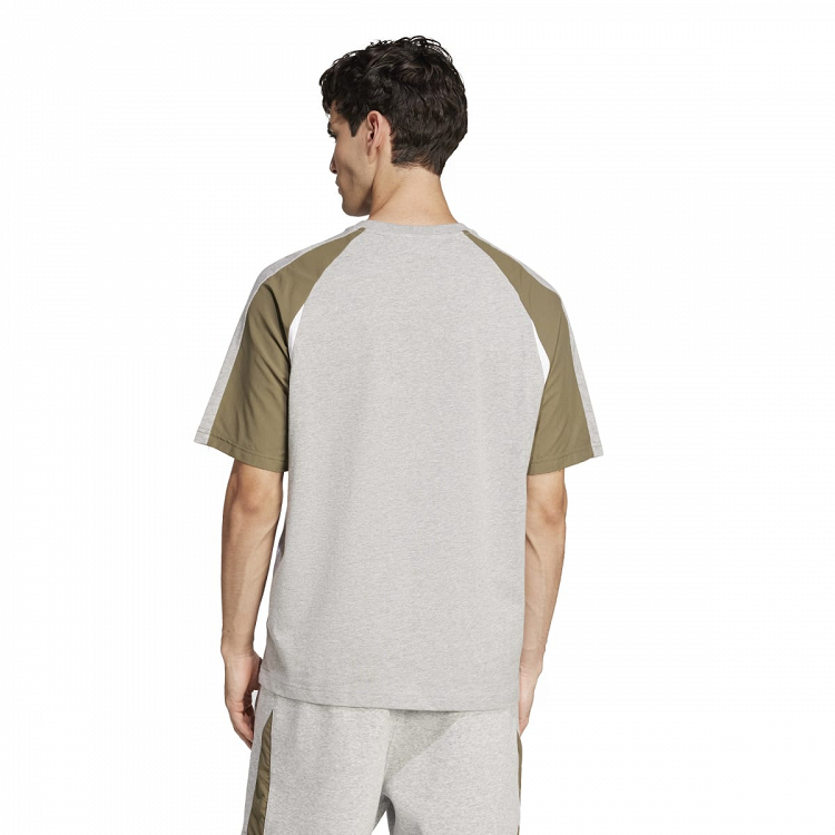 Seasonal Essentials Colorblock T-Shirt