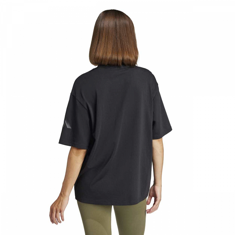 ESSENTIALS CONTEMPORARY LOGO BOYFRIEND  T-SHIRT