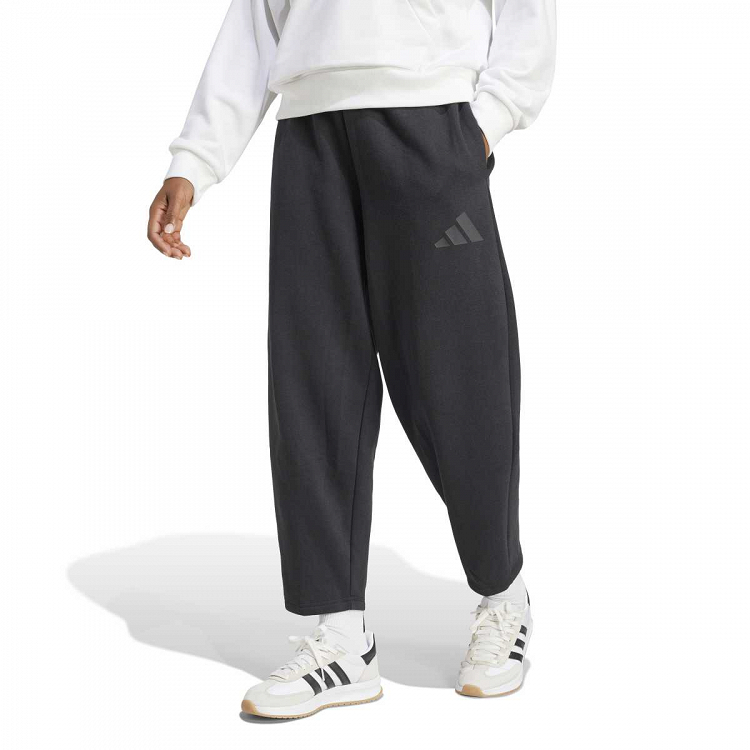 ESSENTIALS CONTEMPORARY LOGO FLEECE BARREL PANTS
