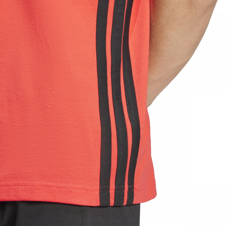 ESSENTIALS THREE STRIPES SINGLE JERSEY TEE