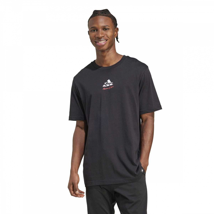 MEMORIES OF SPORT GALLERY GRAPHIC T-SHIRT