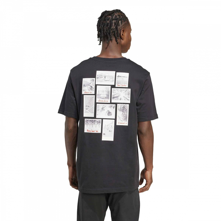 MEMORIES OF SPORT GALLERY GRAPHIC T-SHIRT