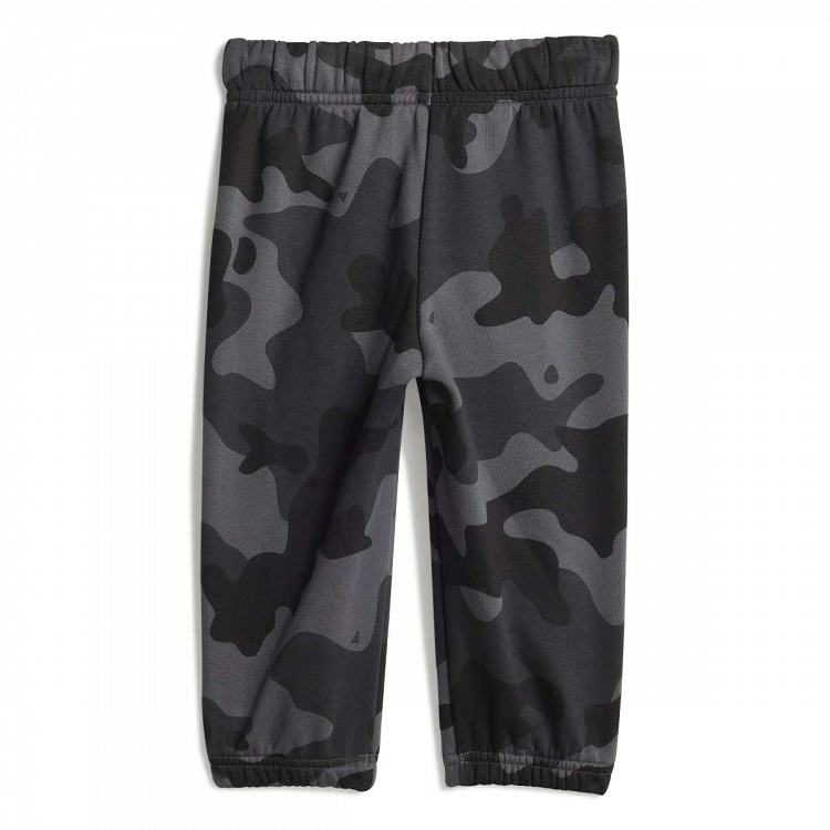 Seasonal Essentials Infants Camo Fleece Jogger Set in French Terry