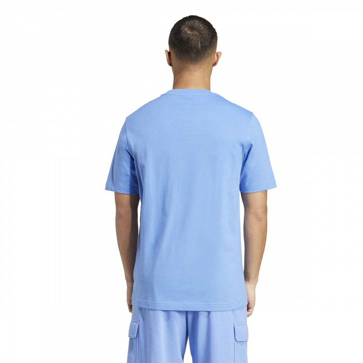 ESSENTIALS SMALL LOGO SINGLE JERSEY TEE
