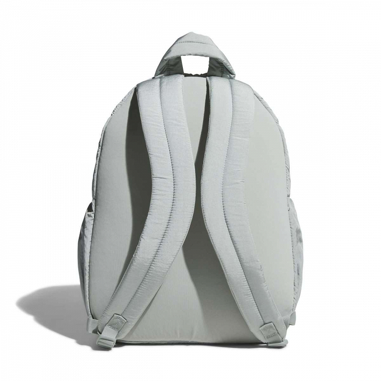 MUST HAVES BACKPACK