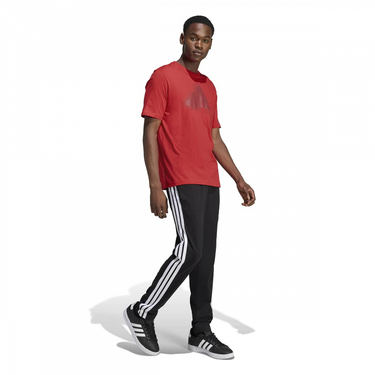 MODERN ESSENTIALS GRAPHIC T-SHIRT