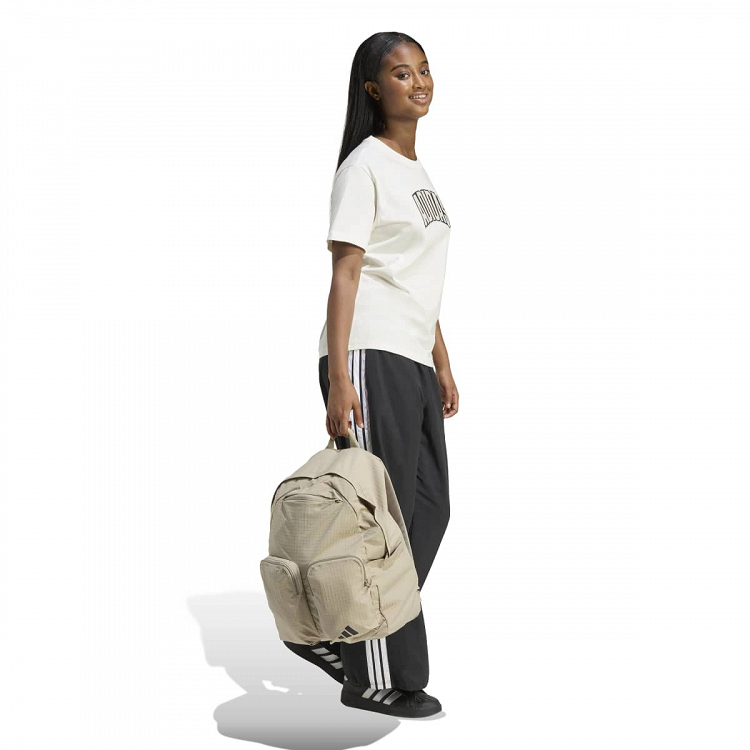 COLLEGIATE GRAPHIC T-SHIRT