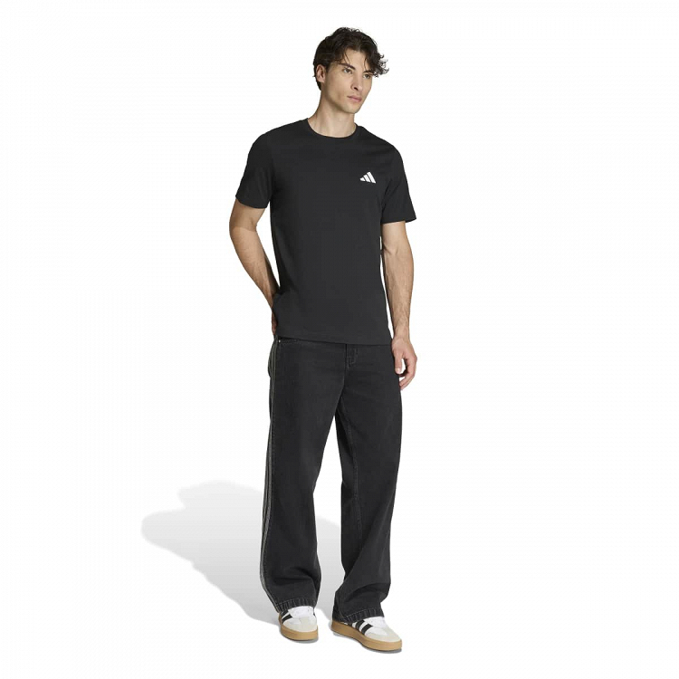 FOOTBALL SLOGAN GRAPHIC T-SHIRT