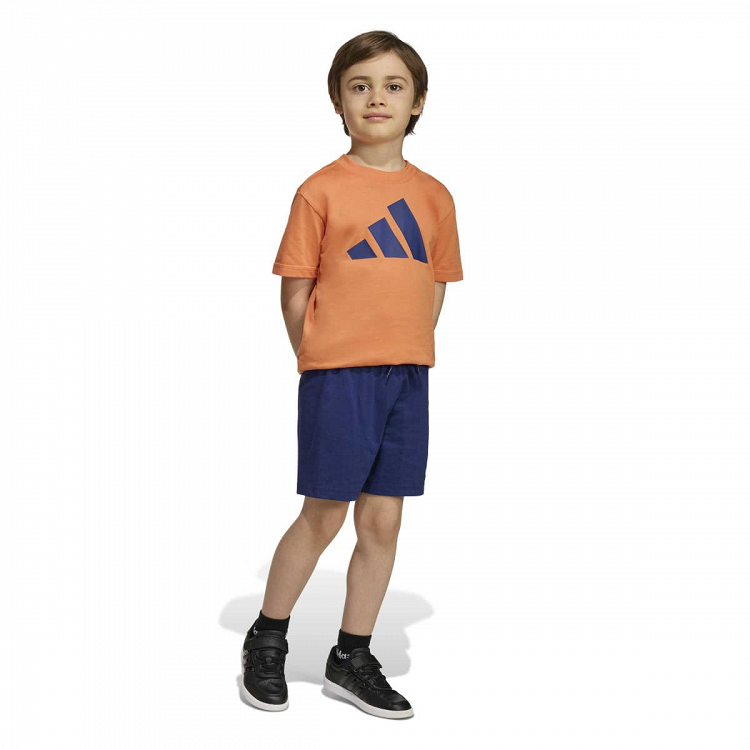 ESSENTIALS T-SHIRT SET