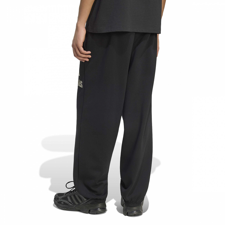 Seasonal Essentials Collegiate Fleece Cuffed Pants