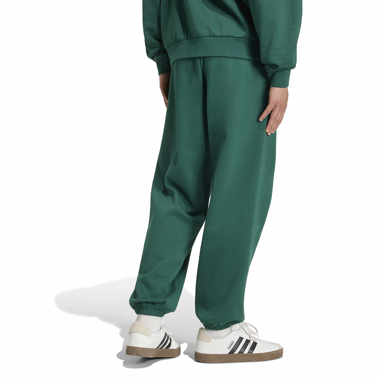 Seasonal Essentials Collegiate Fleece Cuffed Pants