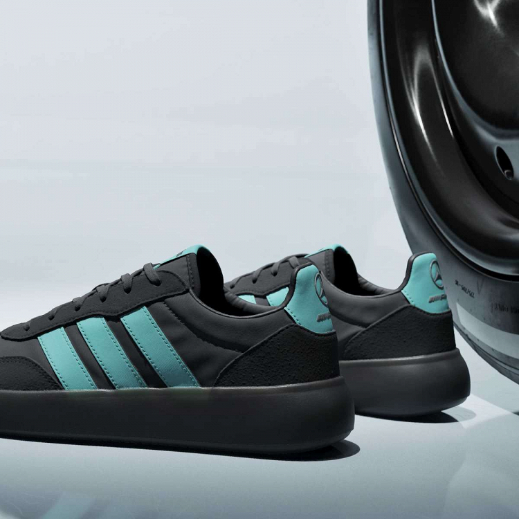 MERCEDES - AMG PETRONAS FORMULA ONE TEAM BARREDA DECODE SHOES