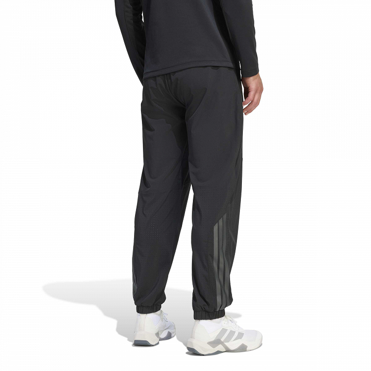 TECH ESSENTIALS WORKOUT TRACKPANTS