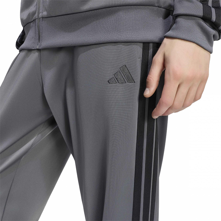 DAYREADY TRACKSUIT