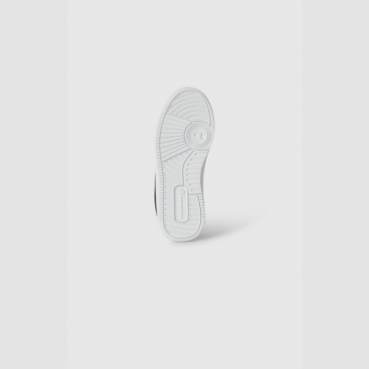 RD18 LOW B GS Low Cut Shoe