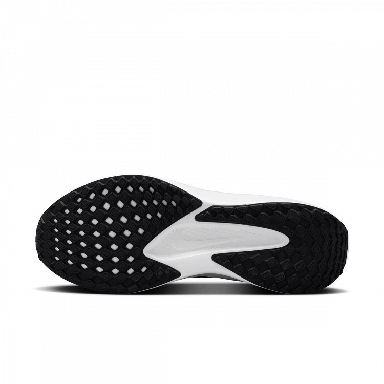Nike Quest 6