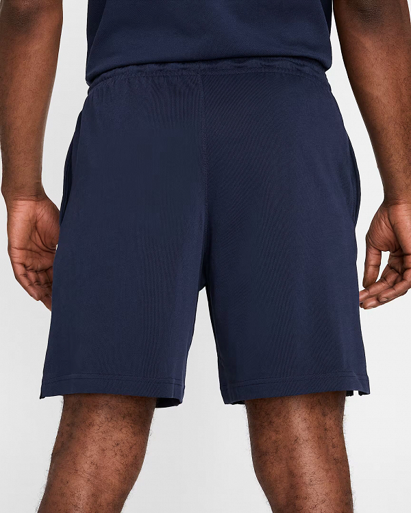 Nike Club