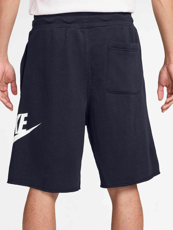 Nike Club