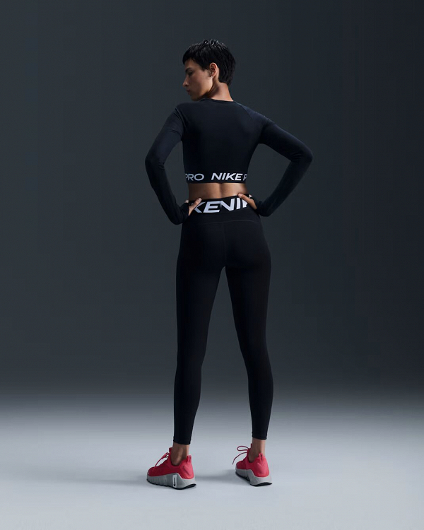 Nike Pro