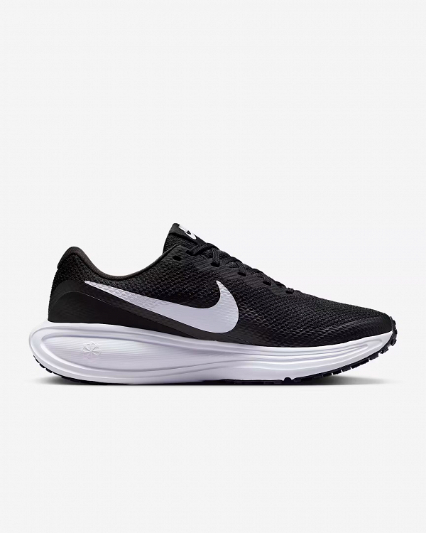 Nike Revolution 8