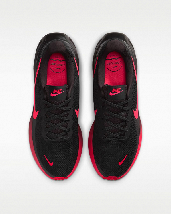 Nike Revolution 8