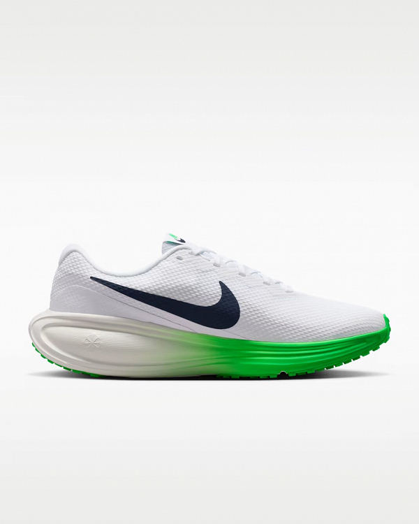 Nike Revolution 8