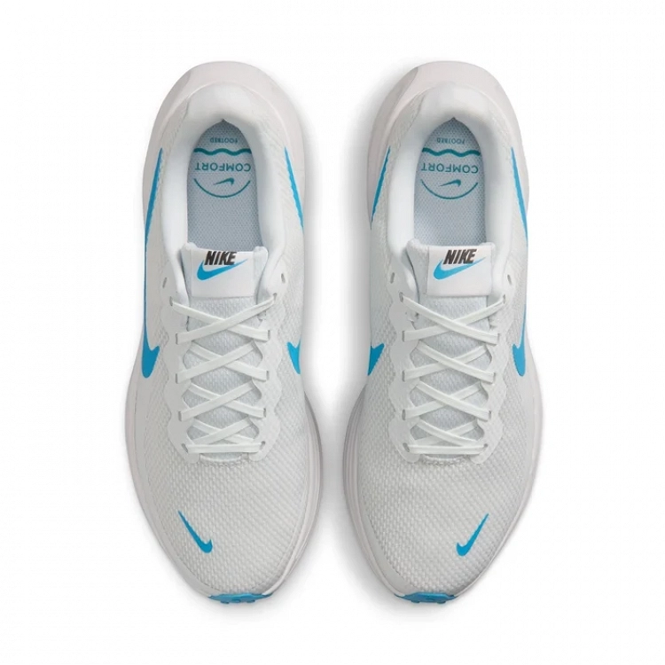 Nike Revolution 8