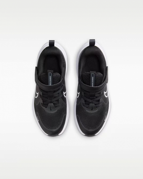 Nike Cosmic Runner