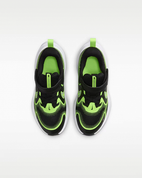 Nike Cosmic Runner