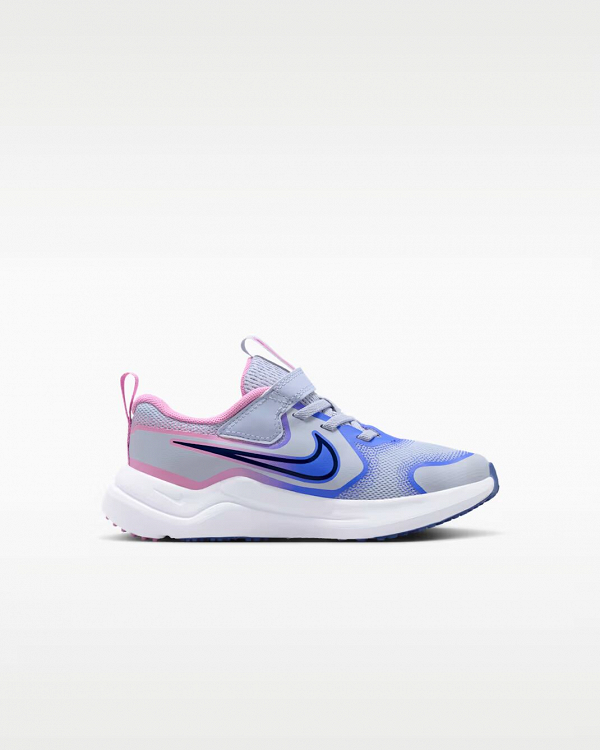 Nike Cosmic Runner