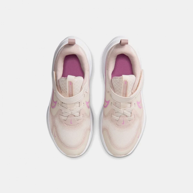 Nike Cosmic Runner