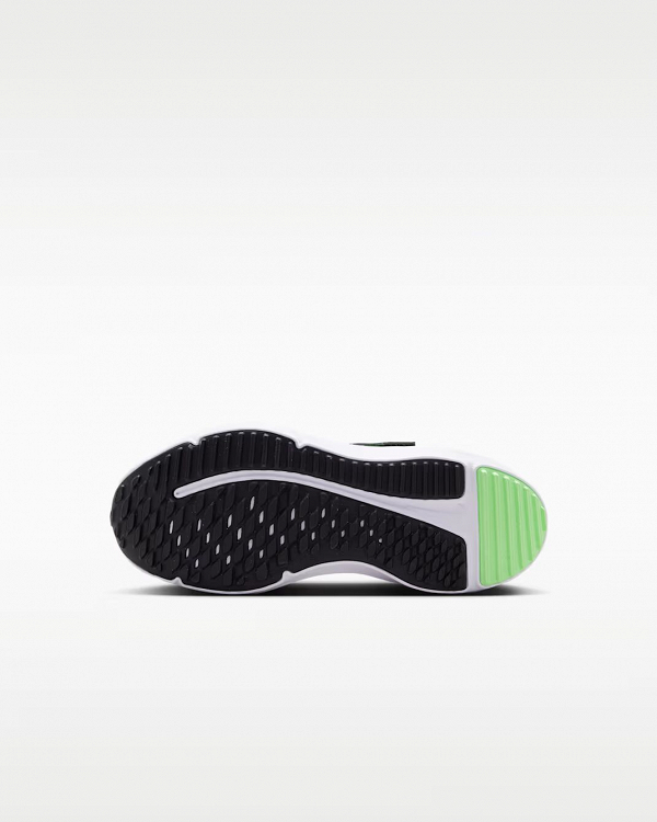 Nike Cosmic Runner