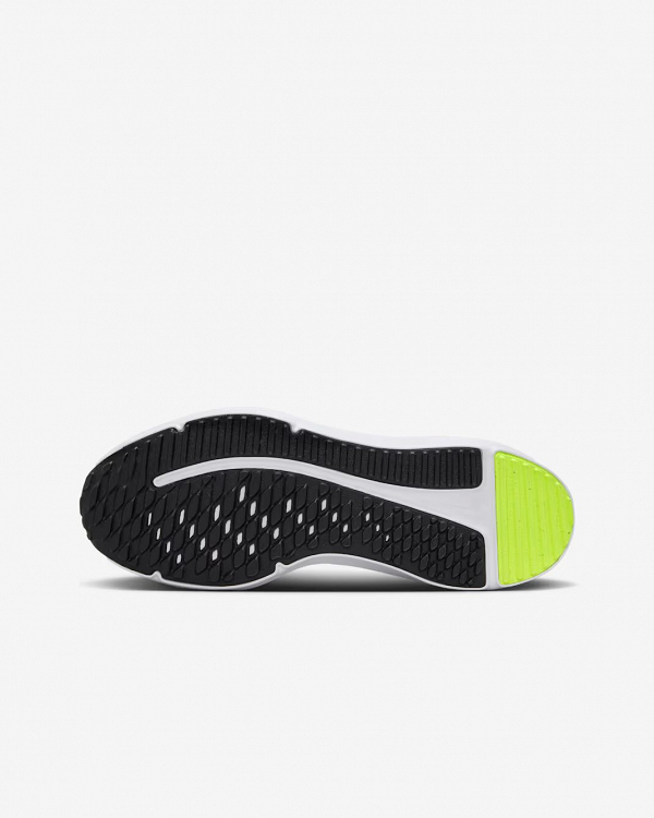 Nike Cosmic Runner