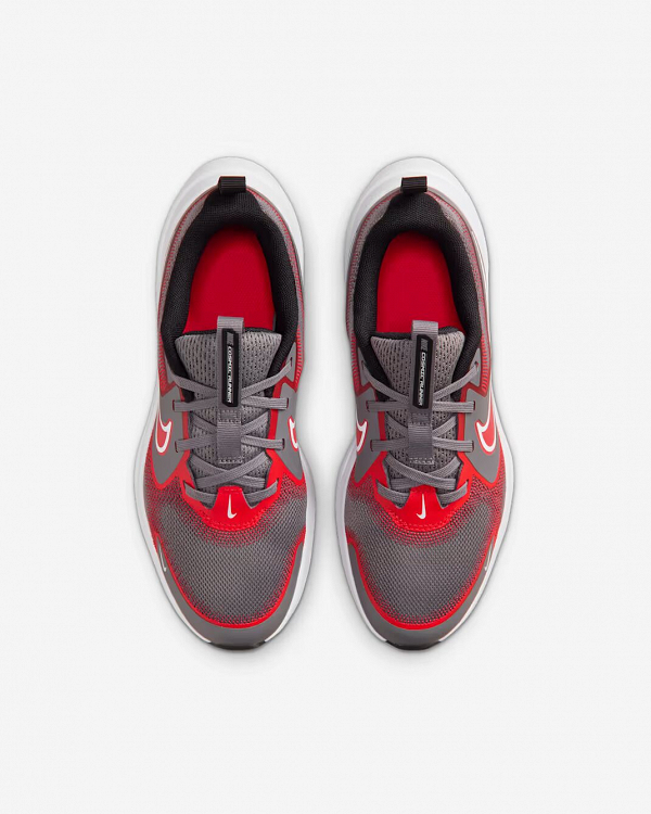 Nike Cosmic Runner