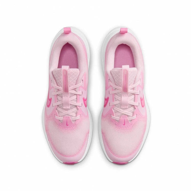 Nike Cosmic Runner