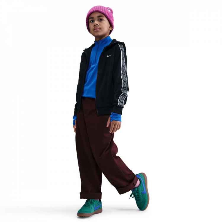 Nike Sportswear Club