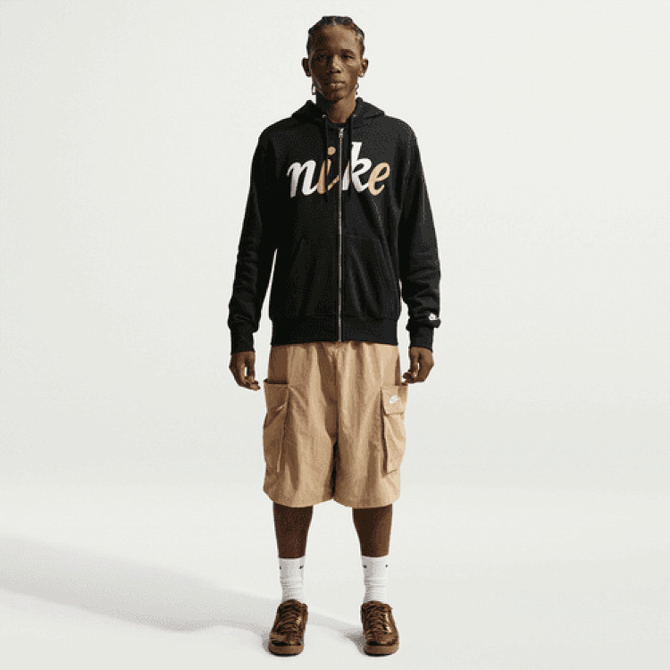 Nike Sportswear Club