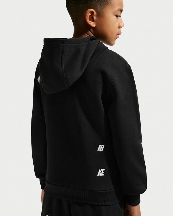 Nike Sportswear Club