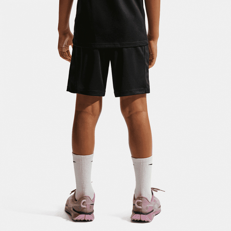 Nike Trophy23